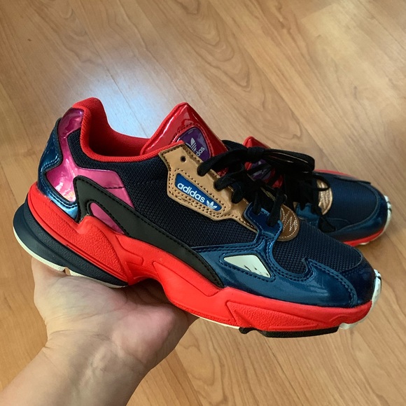 NWT!! Adidas Falcon - Picture 3 of 6